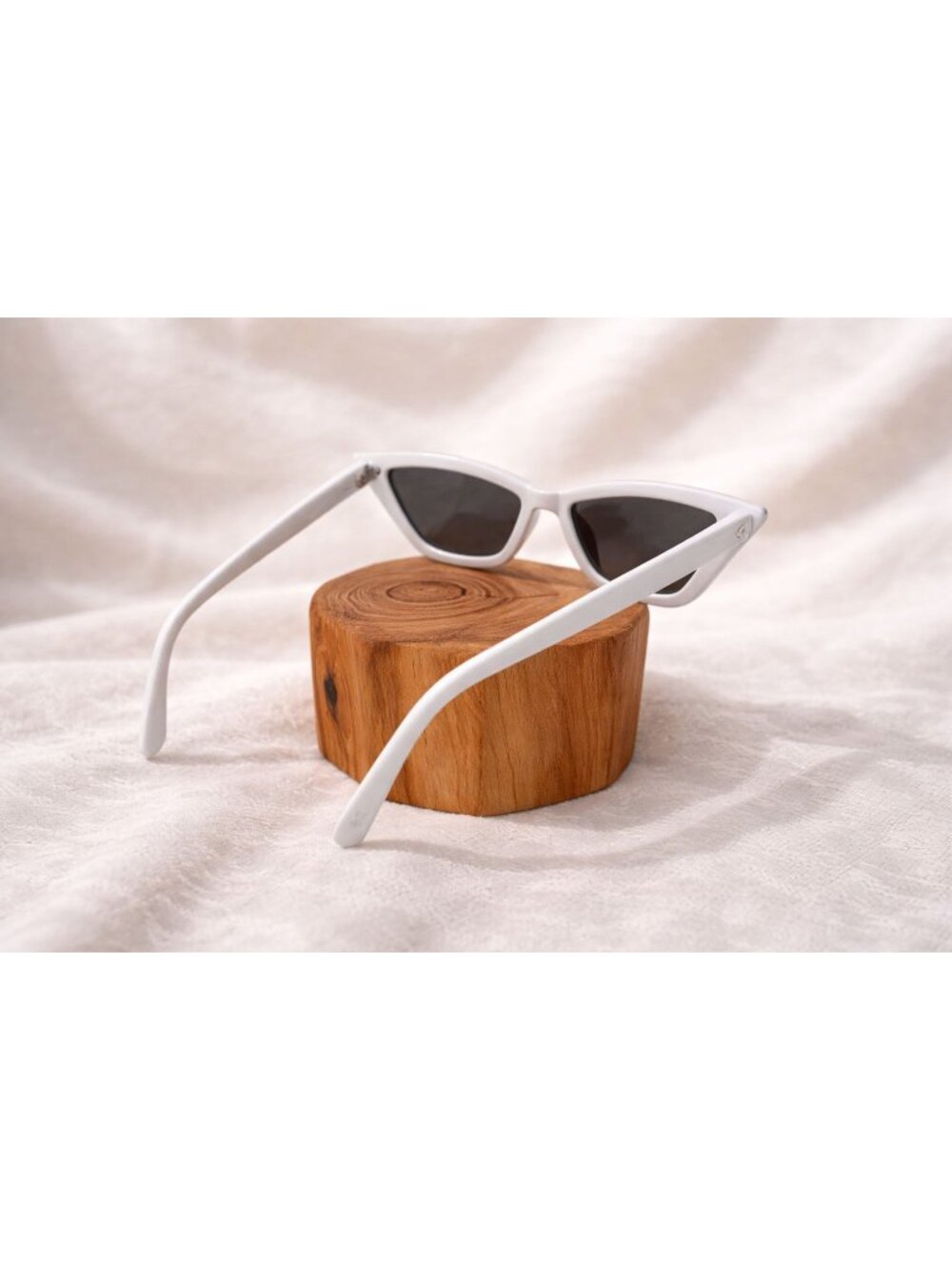 Nordstrom White Cateye Sunglasses Women Retro Mod Audrey Style Acetate New - Picture 3 of 6